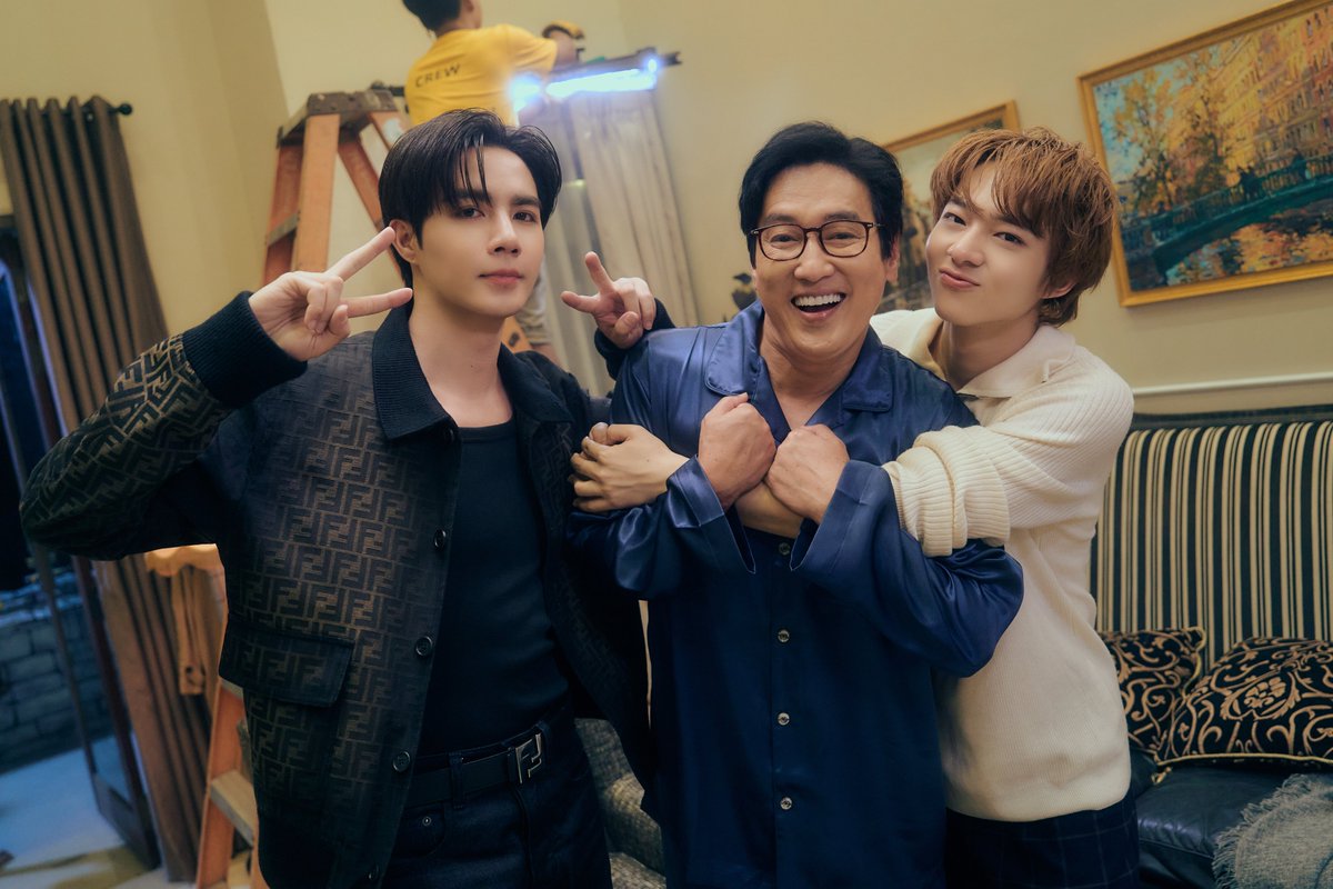 TheNextPrinceTH's tweet photo. Behind The Scenes “ข้ามฟ้าเคียงเธอ The Next Prince Series EP.1” 👑

สามารถรับชมได้แล้วตอนนี้ที่ iQIYI : https://t.co/e81SGAm9v8 ตอนนี้เลย! 🎬✨️

THE NEXT PRINCE EPISODE1 
#TheNextPrinceEP1 
#ข้ามฟ้าเคียงเธอSeries
#TheNextPrince 
#MandeeWork https://t.co/w04MEIIaso