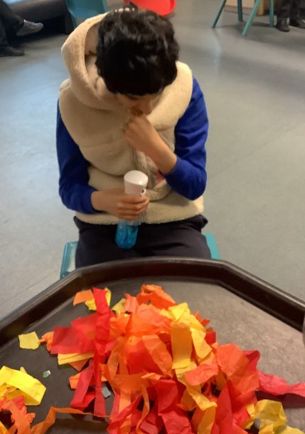 NorthRidgeSch's tweet photo. 🚒 Class Rainier have loved learning all about firefighters! From discovering how they help our communities to role-playing in our very own fire station, it’s been a blazing success! 🔥👩‍🚒👨‍🚒 #FirefighterFun #LearningThroughPlay https://t.co/0LMIHsk4ml
