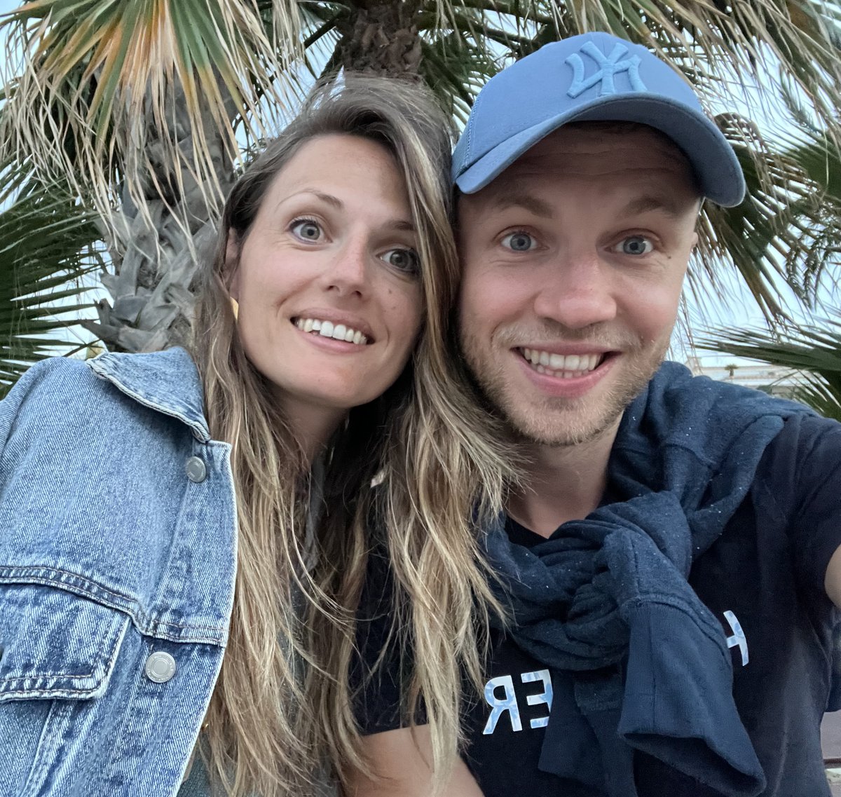 Alex Derocq (@akaasten) on Twitter photo Under $1K MRR?
Giving away 10 free <a href="/betternotif_app/">BetterNotif</a> licenses so you get confetti on every sale 🎉
Dopamine boost so you keep going! 💪🏼
Drop your MRR in the replies 👇
I’ll pick 10 of you.
Nothing but love & support for fellow builders ❤️ Under $1K MRR?
Giving away 10 free <a href="/betternotif_app/">BetterNotif</a> licenses so you get confetti on every sale 🎉
Dopamine boost so you keep going! 💪🏼
Drop your MRR in the replies 👇
I’ll pick 10 of you.
Nothing but love & support for fellow builders ❤️