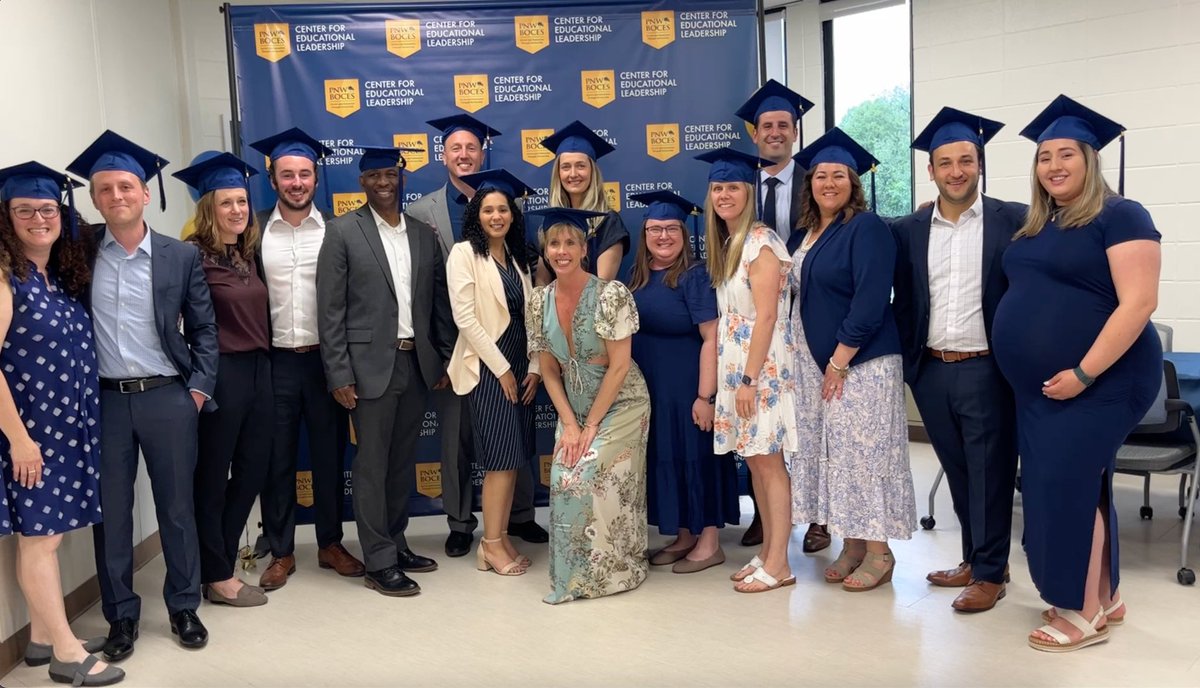 Honored to graduate alongside this incredible cohort of dedicated, visionary leaders. The future of education is brighter because of you all! #FSLA #EducationalLeadership #FutureLeaders