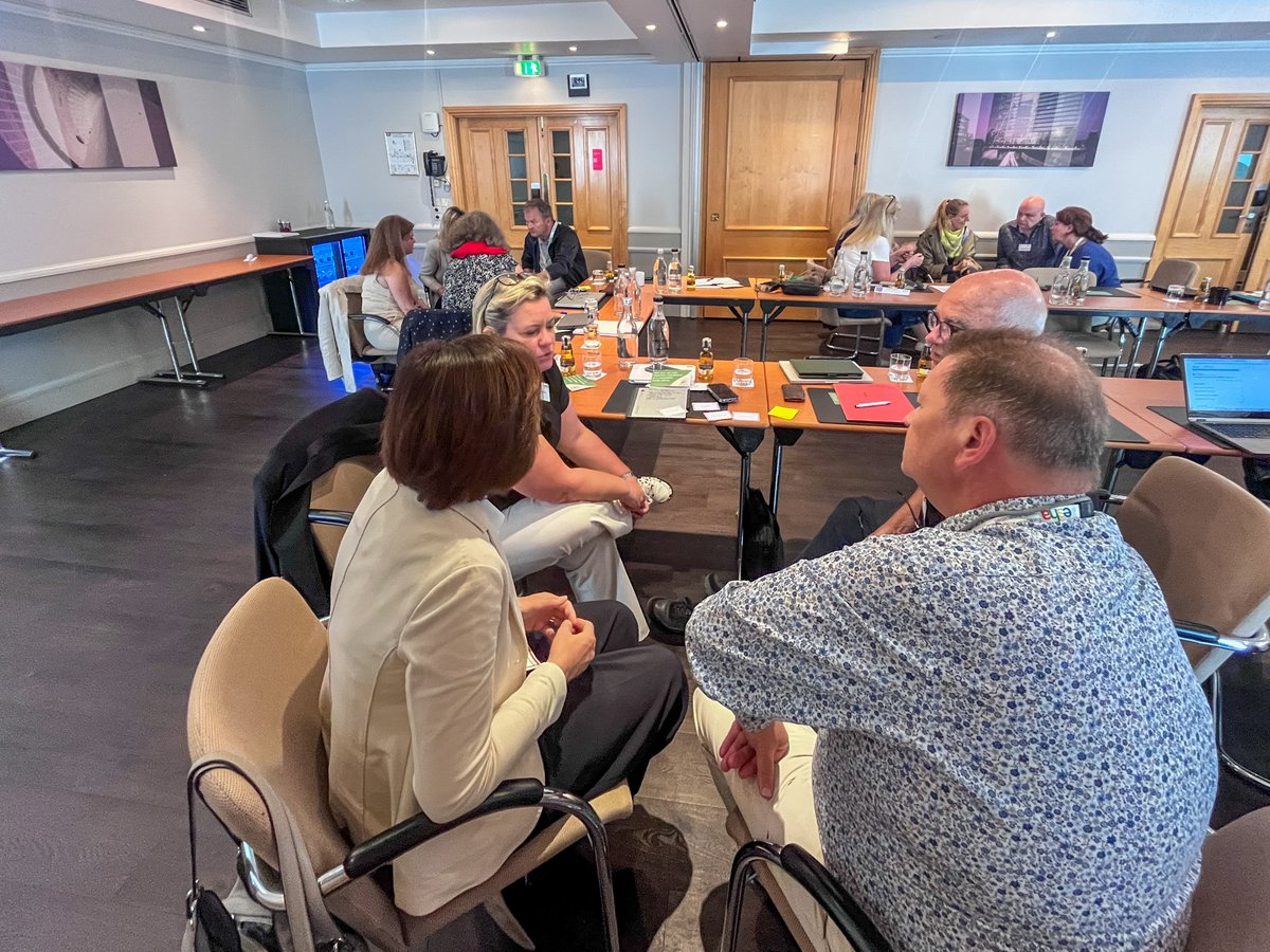 ESHA (@schoolheadsesha) on Twitter photo 🌱 Leadership through language! <a href="/SYNAPSESAcademy/">SYNAPSES Academy</a>
📍 Düsseldorf | 17 school leaders | 1 powerful idea
What we call things matters.
From “Eco-Committee” ➡️ “Green Team” — language that inspires action and leadership! 💚💪
Sustainable change starts with how we speak about it. 🌱 Leadership through language! <a href="/SYNAPSESAcademy/">SYNAPSES Academy</a>
📍 Düsseldorf | 17 school leaders | 1 powerful idea
What we call things matters.
From “Eco-Committee” ➡️ “Green Team” — language that inspires action and leadership! 💚💪
Sustainable change starts with how we speak about it.