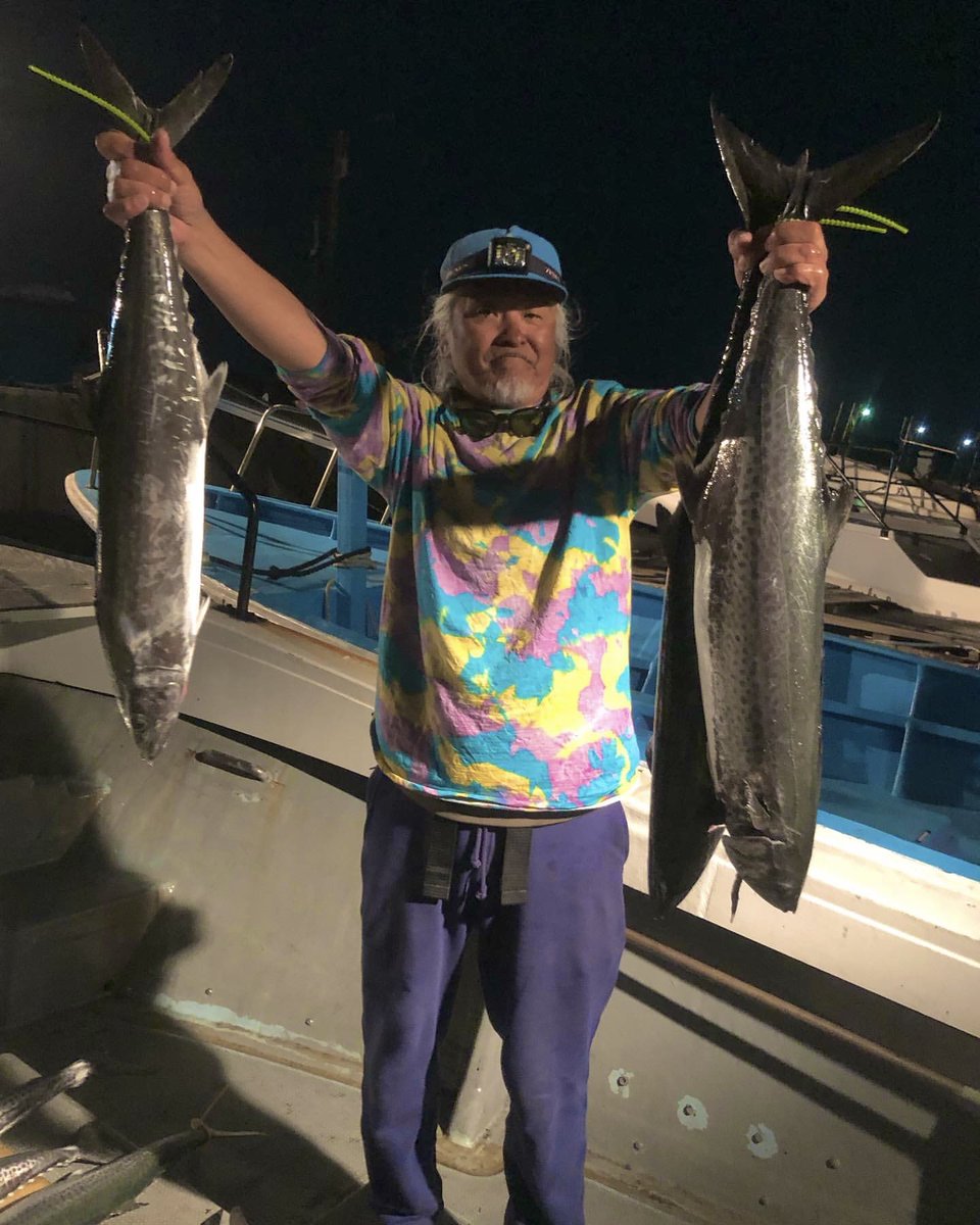 魚へんに春と書いて鰆です
現在、伊勢湾に回って来てて絶好調！
ミノーイングで釣るサワラは最高なのだ