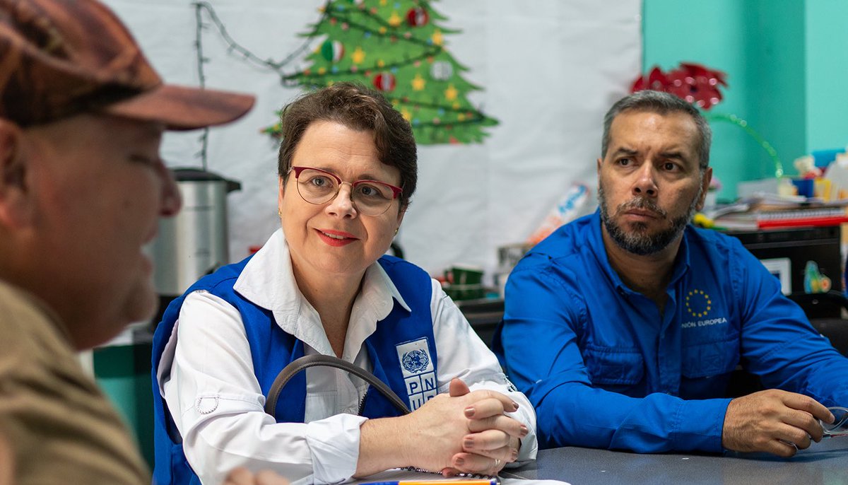 PNUDHonduras's tweet image. Las #alianzas sólidas son esenciales para mantener los logros conseguidos en #desarrollo y seguir progresando.
Hoy, desde @pnud, agradecemos a la #UnionEuropea 🇪🇺 por ser un socio clave en nuestros esfuerzos para lograr un futuro sostenible, justo y equitativo.
#EuropeDay2025