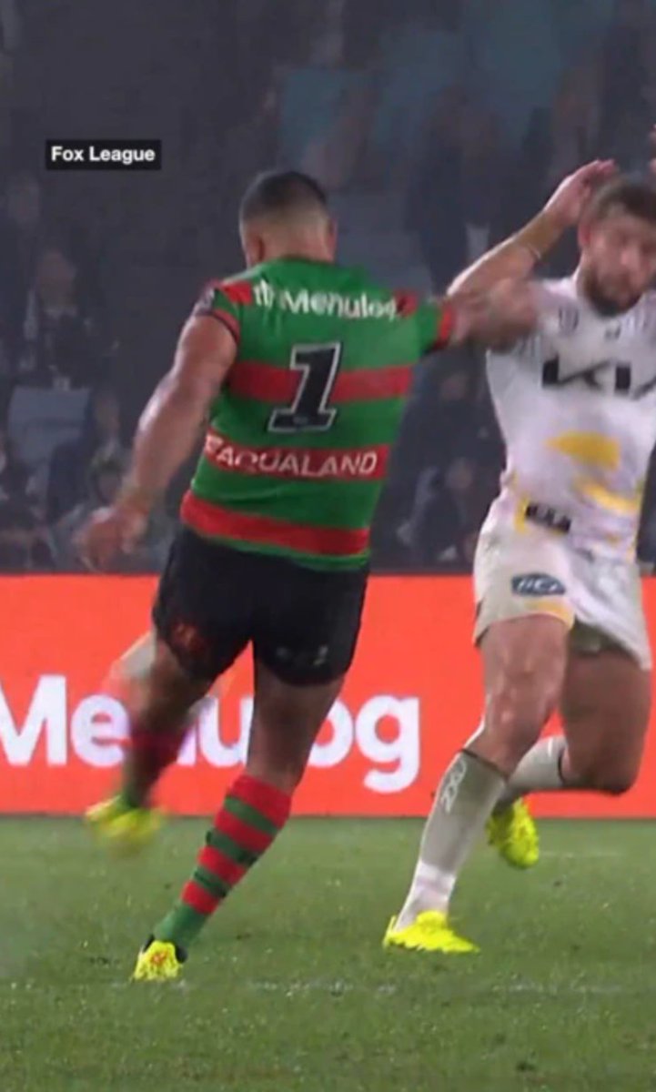 The punters are right, what a bum! #UpTheBunnies #NRLSouthsBrisbane <a href="/SSFCRABBITOHS/">South Sydney Rabbitohs 🐰</a>