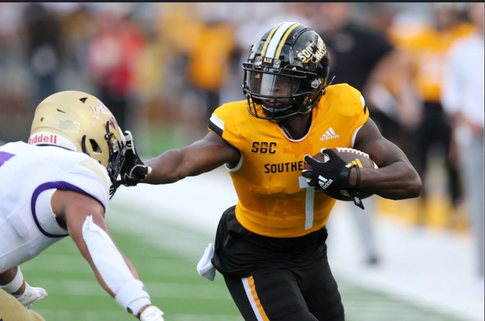 Saphir Miller (@saphirmiller) on Twitter photo After a great conservation with <a href="/aarondobson17/">Aaron Dobson 3</a> I am blessed to have received an offer from Southern Miss!โซ๏ธ๐ก#gogoldeneagles <a href="/JohnGarcia_Jr/">John Garcia, Jr.</a> <a href="/Rivals/">Rivals</a> <a href="/EdgewaterFB/">Edgewater Football</a> After a great conservation with <a href="/aarondobson17/">Aaron Dobson 3</a> I am blessed to have received an offer from Southern Miss!โซ๏ธ๐ก#gogoldeneagles <a href="/JohnGarcia_Jr/">John Garcia, Jr.</a> <a href="/Rivals/">Rivals</a> <a href="/EdgewaterFB/">Edgewater Football</a>