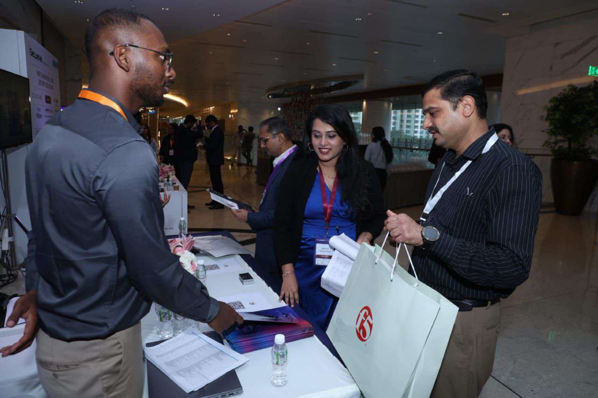 XenciaTech's tweet image. #EmergeTech 2025, Mumbai was a center of #innovation and collaboration! 

From insightful sessions to exciting panel discussions on #AI, Cloud, #Cybersecurity, DPDP, and Digital Transformation, industry leaders gathered to spark innovation and build connections.