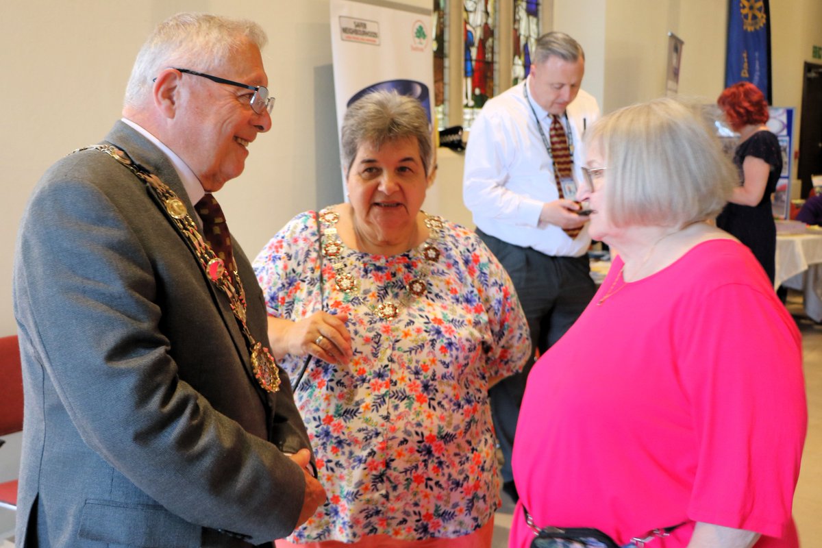 The Mayor of Sutton tweet media