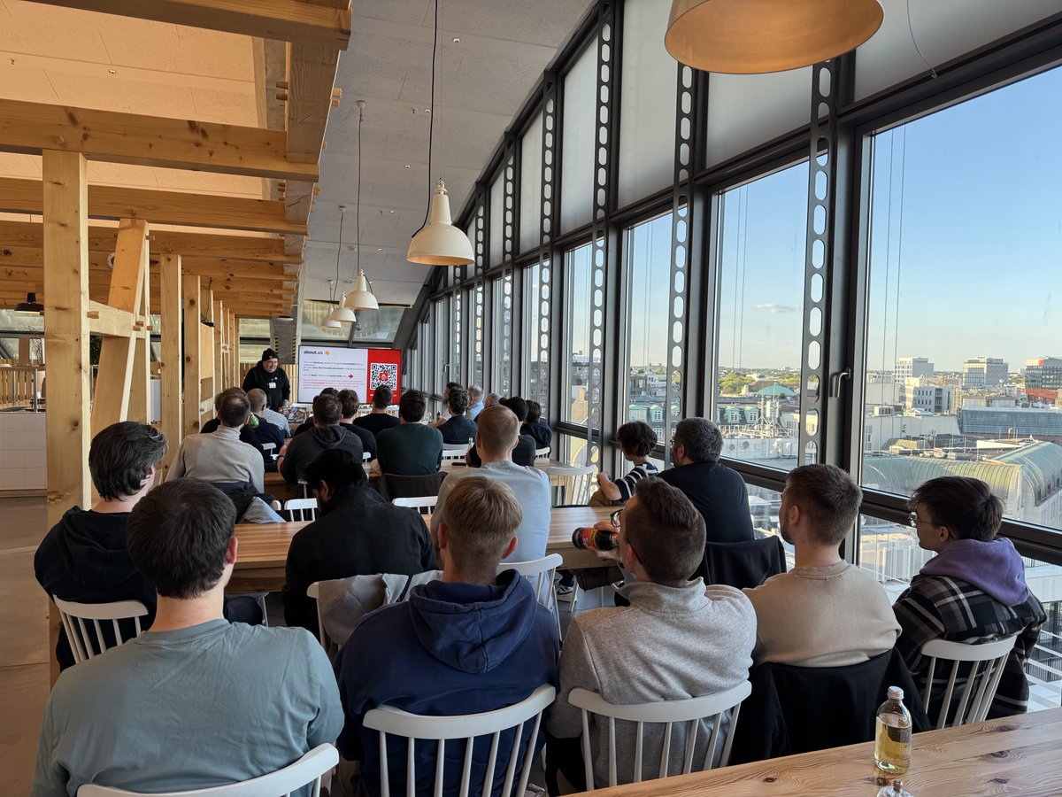 Peter Friese (@peterfriese) on Twitter photo Full house at <a href="/cocoaheads_hh/">CocoaHeads Hamburg</a>.
Slides for my talk are available on Speaker Deck - link in the first comment! Full house at <a href="/cocoaheads_hh/">CocoaHeads Hamburg</a>.
Slides for my talk are available on Speaker Deck - link in the first comment!
