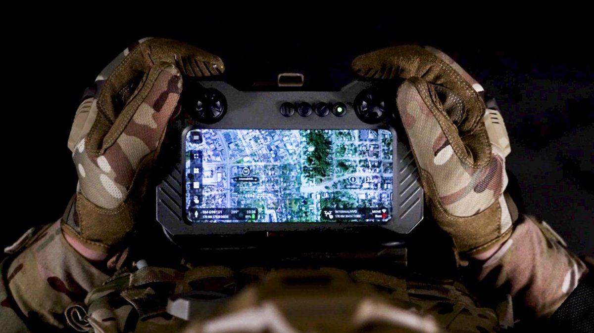 TomahawkRobots's tweet image. Own the tactical landscape. Experience unmatched control and precision with Grip S20 and Kinesis. 

Learn how ➡️ aerovironment.co/41HQSq8

#GripS20 #Kinesis #Tomahawk #DefenseTech