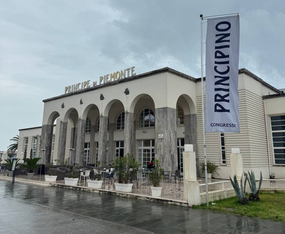 Atlas21 Italia (@atlas21it) on Twitter photo ⚡️ Tuscany Lightning Summit 2025: LN come linguaggio comune dell’ecosistema Bitcoin
Il Tuscany Lightning Summit 2025, tenutosi il 7-8 maggio a Viareggio, organizzato da <a href="/FulgurVentures/">fulgur.ventures</a>, ha riunito sviluppatori ed esperti di Bitcoin e Lightning Network.
Tra i protagonisti del ⚡️ Tuscany Lightning Summit 2025: LN come linguaggio comune dell’ecosistema Bitcoin
Il Tuscany Lightning Summit 2025, tenutosi il 7-8 maggio a Viareggio, organizzato da <a href="/FulgurVentures/">fulgur.ventures</a>, ha riunito sviluppatori ed esperti di Bitcoin e Lightning Network.
Tra i protagonisti del