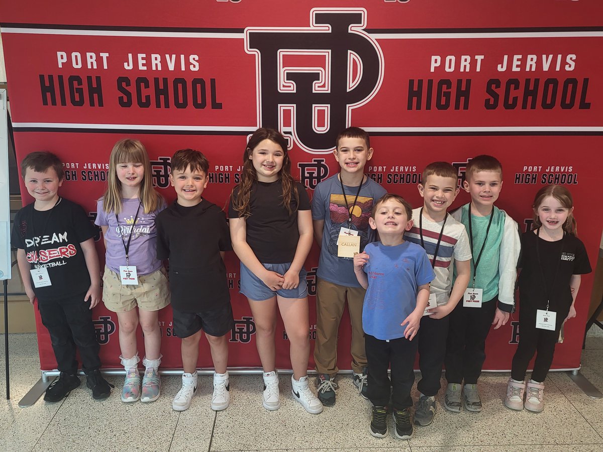 Bring Your Kid to Work Day is an annual event held on the 4th Thursday of April. PJCSD participated in this event and all the children had a great time seeing what their parents do during the day, talking with the "big" kids and seeing what classes/activities are available.