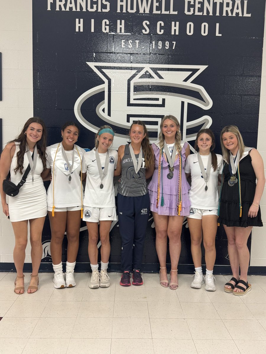 Scott Harris (@harris_mgmt) on Twitter photo VERY proud SPARTAN dad post!
Congrats to <a href="/llandryharris/">landry harris</a> on her multiple recognitions last night @ FHC Senior Awards night, including the following:
- FACS Department Award
- IAABO/IAFO Scholarship
- MHSFCA Scholarship
- MO State Deans Scholarship
- FH College Prep & 4.0 GPA VERY proud SPARTAN dad post!
Congrats to <a href="/llandryharris/">landry harris</a> on her multiple recognitions last night @ FHC Senior Awards night, including the following:
- FACS Department Award
- IAABO/IAFO Scholarship
- MHSFCA Scholarship
- MO State Deans Scholarship
- FH College Prep & 4.0 GPA