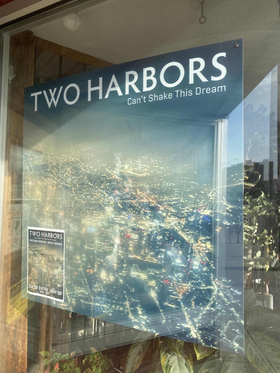 efetusmpls's tweet image. Great local release today! Congrats to @TwoHarbors on the release of Can't Shake This Dream. We've got CDs and limited edition Coke bottle clear vinyl in the store and online here:
electricfetus.com/UPC/7985763365…
Celebrate with them in the 7th St. Entry Saturday night!