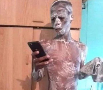 rametsicharles's tweet photo. @Buhlenomuhle Uzenenye 🤣🤣 I thought haaai but I saw what I saw https://t.co/ChHV8LYVSq