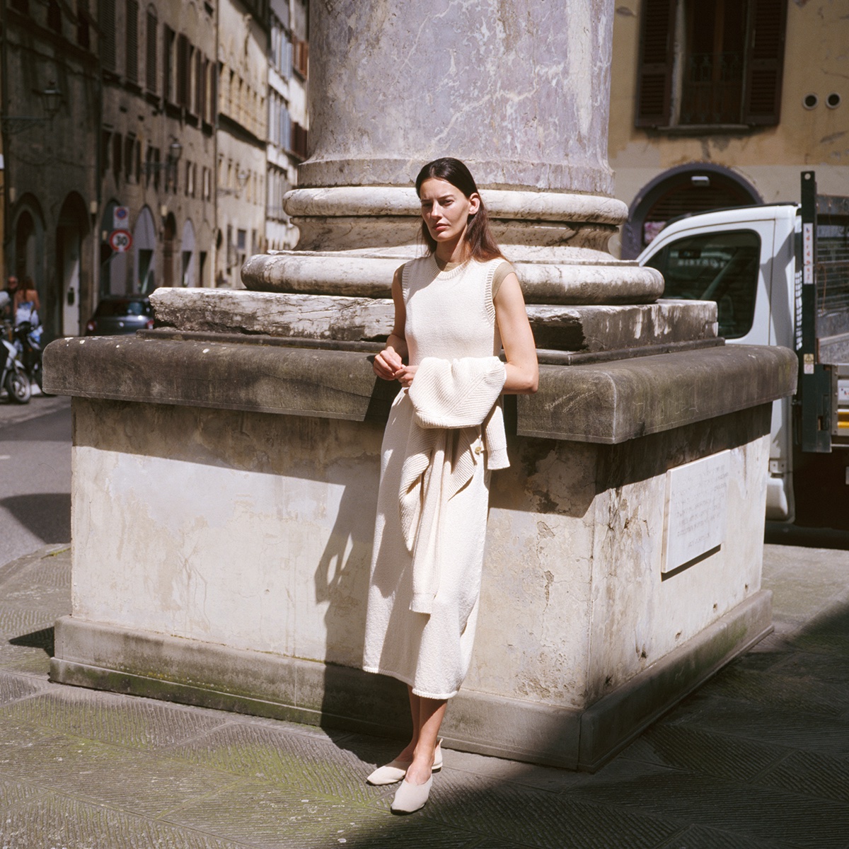 Amanda Murphy in Casasola wardrobe essentials.
Made in Italy.