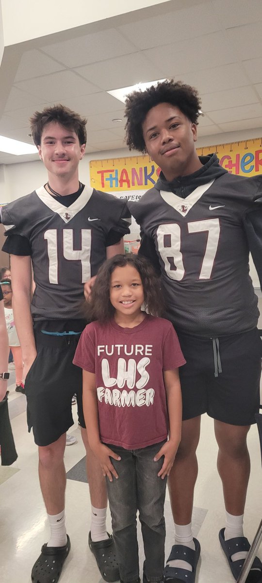Joya Elam, M.Ed (@joyaelam) on Twitter photo Thank you to <a href="/LHSFball/">Lewisville Football</a> for visiting <a href="/DeganElementary/">Degan Elementary</a> during today’s Eagle Shuffle! #wearedegan #Back2Basics Thank you to <a href="/LHSFball/">Lewisville Football</a> for visiting <a href="/DeganElementary/">Degan Elementary</a> during today’s Eagle Shuffle! #wearedegan #Back2Basics
