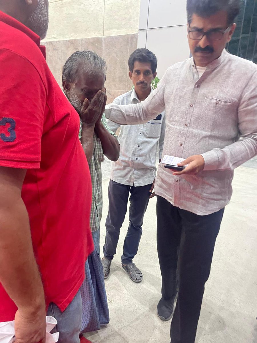 duraivaikooffl's tweet photo. ஏழ்மையும் வறுமையும் தங்கள் குடும்பத்தினருக்கு ஏற்படக் கூடாது என்ற நல்லெண்ணத்தில், ஊதியத்திற்காக வெளிநாடு சென்று பணியாற்றிய தமிழர்கள், வாழ்வின் பாதியிலேயே மரணமடைந்து விடுகின்றவர்களின் குடும்ப உறுப்பினர்கள், இறந்தவர்களின் உடலையாவது பெற முடியுமா, கடைசியாக அவர்களின் முகத்தையாவது காண முடியுமா, இறுதிச் சடங்குகளைச் செவ்வனே செய்ய ஒரு வாய்ப்பு கிடைக்காதா என்று அனைத்தையும் இழந்து ஏங்கி நிற்கின்றனர். 

அவர்களுக்காக, மனிதாபிமான அடிப்படையில், நான் பதவியேற்ற இந்த 11 மாதங்களில் வெளிநாடுகளில் இருந்து இதுவரை 6 உடல்களைத் தமிழ்நாட்டிற்குக் கொண்டு வந்து சேர்த்துள்ளேன்.

இது மட்டுமல்லாமல், உடல்நலம் பெரிதும் பாதிக்கப்பட்டு, வெளிநாடுகளில் வேலை செய்யவோ, வசிக்கவோ முடியாத நிலையில் இருந்த 3 நபர்களை மருத்துவமனைகளில் சேர்த்து சிகிச்சை அளித்தி பின், அவர்களைச் சொந்த ஊருக்கு அழைத்து வர உதவிகள் செய்துள்ளேன்.

அவ்வாறு, புதுக்கோட்டை மாவட்டம், பெருங்களூர், மட்டயான் பட்டி கிராமத்தைச் சேர்ந்த வினோத் என்பவர், சவுதி அரேபியாவில் சிகிச்சை பெற்று, ஊருக்கு அழைத்து வரப்பட்டார். 

அதேபோல், பெரம்பலூர் மாவட்டம், சித்தலி கிராமத்தைச் சேர்ந்த நல்லுசாமி என்பவர், பக்கவாதத்தால் பாதிக்கப்பட்டு, குவைத்தில் இருந்து திருச்சிக்கு அழைத்து வரப்பட்டார். 

தூத்துக்குடி மாவட்டம், குருவிகுளம் ஒன்றியம், இளையரசனேந்தல் ஊராட்சிக்குட்பட்ட லட்சுமியம்மாள்புரம் கிராமத்தைச் சேர்ந்த முருகன் என்பவர், மலேசியாவின் பினாங்கு மாகாணத்தில் பணியின்போது விபத்தில் சிக்கி, தலையில் பலத்த காயமடைந்து, அறுவை சிகிச்சைக்குப் பின் பத்திரமாகத் தமிழ்நாட்டிற்கு அழைத்து வரப்பட்டார்.

மேலும், வெளிநாடுகளில் இறந்தவர்களின் உடல்களைத் தமிழ்நாட்டிற்குக் கொண்டு வரும் பணிகளிலும் தொடர்ந்து ஈடுபட்டு வருகிறேன். 

தென்னாப்பிரிக்காவின் தான்சானியாவில் இறந்த திருச்சி, கே.கே. நகரைச் சேர்ந்த நிவாஸ் என்பவரின் உடலை அவரது குடும்பத்தினரிடம் ஒப்படைக்க உதவினேன். 

கந்தர்வகோட்டை அருகே பெரியகோட்டை கிராமத்தைச் சேர்ந்த முருகேசன் நாராயணனின் உடலை கத்தாரில் இருந்தும், 

துவாக்குடி பழனிச்சாமி என்பவரின் உடலை குவைத்தில் இருந்தும் அவர்களின் சொந்த ஊருக்கு கொண்டு வர உதவினேன். 

சமீபத்தில், விருதுநகர் மாவட்டம், ராஜபாளையம் ஒன்றியம், சிவலிங்கபுரத்தைச் சேர்ந்த ஜெயக்குமார் என்பவர், ஆப்பிரிக்காவின் ஜாம்பியாவில் இறந்தார். அவரது உடலையும் தமிழ்நாட்டிற்குக் கொண்டு வந்து குடும்பத்தினரிடம் ஒப்படைத்தேன். 

விருதுநகர் மாவட்டம், ராஜபாளையம் அருகே கலங்கபேரி புதூர் கிராமத்தைச் சேர்ந்த சதீஸ் என்பவரின் உடலை கத்தாரில் இருந்து கொண்டு வர உதவினேன்.

அதேபோல், தற்போது, தூத்துக்குடி மாவட்டம், கோவில்பட்டி அருகே இளையரசனேந்தல் கிராமத்தைச் சேர்ந்த ஜி. வெங்கடேஷ் (28) என்ற இளைஞர், மலேசியாவிற்கு விசிட்டிங் விசாவில் சென்று, சமையல்காரராகப் பணியாற்றி வந்துள்ளார். விசா காலத்தைத் தாண்டி அங்கு தங்கியிருந்த அவர், சமீபத்தில் உடல்நலம் பாதிக்கப்பட்டு, நண்பர்களால் மருத்துவமனையில் சேர்க்கப்பட்டார். ஆனால், சிகிச்சை பலனளிக்காமல் இறந்துவிட்டார்.

இந்தச் சோகத்தில் தவித்த அவரது குடும்பத்தினரின் தேவையை உணர்ந்து, கோரிக்கை வைத்த 15 நாட்களுக்குள்ளாகவே அவரது உடலைத் திருச்சிக்கு விமானம் மூலம் கொண்டு வரச் செய்தேன். விசா காலத்தைத் தாண்டி மலேசியாவில் தங்கியிருந்ததால், மலேசிய உயர் அதிகாரிகளுடன் பேசி, பல சட்டப் போராட்டங்களை மேற்கொள்ள வேண்டியிருந்தது. மேலும், மருத்துவமனை நிர்வாகம், மருத்துவக் கட்டணத்தைச் செலுத்தினால் மட்டுமே உடலை வழங்குவோம் என்று கூறியது. 

இதனால், மருத்துவமனைக் கட்டணமாக ரூ. 2.25 லட்சமும், சட்ட நடவடிக்கைகள் மற்றும் விமானக் கட்டணத்திற்காக ரூ. 1.25 லட்சமும், மொத்தம் ரூ. 3.50 லட்சம் செலுத்தி, அவரது உடலைத் தமிழ்நாட்டிற்குக் கொண்டு வர முடிந்தது.

அந்த உடலைப் பெறுவதற்காக, நேற்று (08.05.2025) நள்ளிரவு 12 மணியளவில் திருச்சி விமான நிலையத்திற்கு நேரில் சென்று, அதிகாரிகளைச் சந்தித்து, உடலை விரைவாக உரியவர்களிடம் ஒப்படைக்கும் பணிகளைச் செய்தேன். இறந்தவரின் தந்தை மற்றும் உறவினர்களுக்கு ஆறுதல் கூறி, அவர்களது இல்லம் வரை உடலை எடுத்துச் செல்ல ஆம்புலன்ஸ் வசதியும் செய்து கொடுத்தேன்.