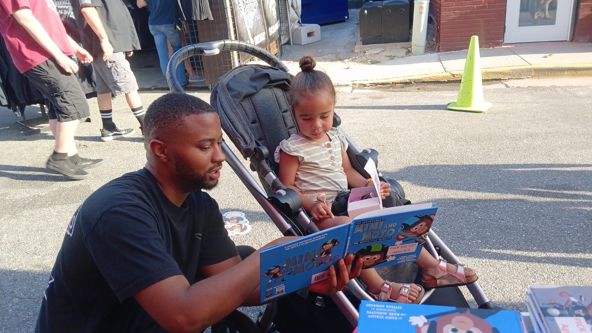 MimiandMoto's tweet photo. We love #babies and #Mimis! Here are some we met in the last few weeks at the @LeesburgBike and @SteelHorseRally...
#steelhorserally #leesburgbikefest #childrensbooks #kidsbooks #motorcycles #womenwhoride #womenwhoridemotorcycles #grandma #grandkids #grandmother #bikergirls https://t.co/T24wDRrMsY