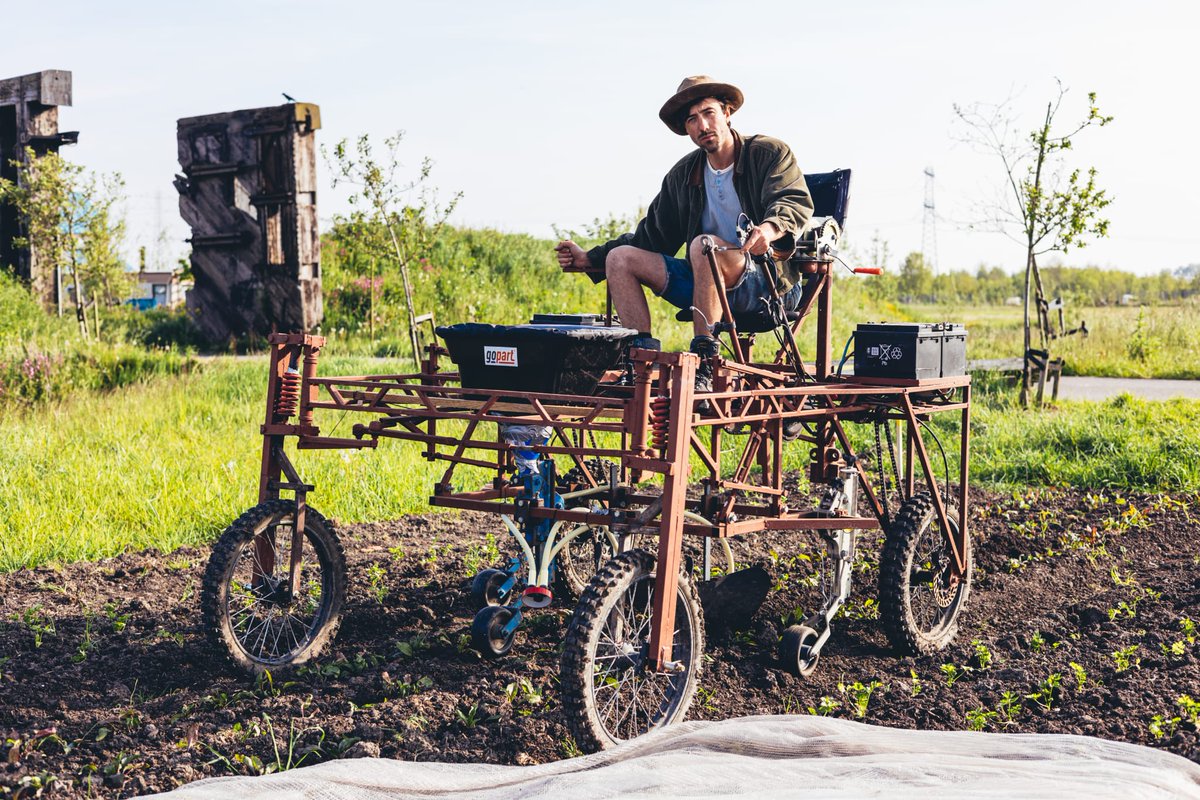 💚Vacature alert! 
Van de overname van een biologische winkel tot een oproep voor Lentelandboeren en een stage in Zuid-Zweden: neem een kijkje bij de nieuwe vacatures!
 
👉aereswarmonderhof.nl/vacaturebank 

#biologisch #biodynamisch #vacatures #werkenindelandbouw #warmonderhof