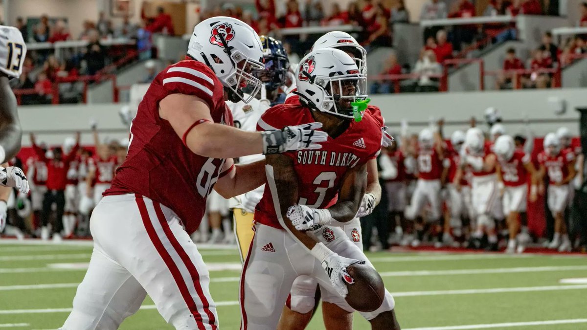 HERO Sports FCS (@herosports_fcs) on Twitter photo 🔸#FCS Spotlight🔸
South Dakota RB Charles Pierre Jr. (<a href="/CharlesPierreJ2/">Charles Pierre Jr</a>)
-2025 Jr
-5-10, 205 lbs
-2023: 78 rushes, 473 yards, 5 TDs
-2023 MVFC All-Newcomer Team
-2024: 167 rushes, 1,244 yards (7.4 YPC), 16 TDs
-2024 First Team All-MVFC
-2024 FCS All-American
📸<a href="/SDCoyotesFB/">South Dakota Football</a> 🔸#FCS Spotlight🔸
South Dakota RB Charles Pierre Jr. (<a href="/CharlesPierreJ2/">Charles Pierre Jr</a>)
-2025 Jr
-5-10, 205 lbs
-2023: 78 rushes, 473 yards, 5 TDs
-2023 MVFC All-Newcomer Team
-2024: 167 rushes, 1,244 yards (7.4 YPC), 16 TDs
-2024 First Team All-MVFC
-2024 FCS All-American
📸<a href="/SDCoyotesFB/">South Dakota Football</a>