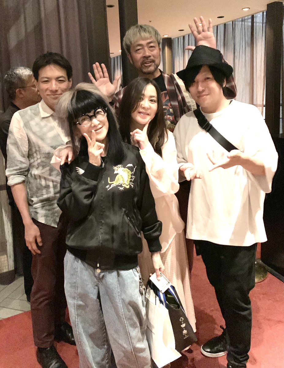 今井優子さんのCOTTON CLUBライブへお呼ばれ。アルバム「Reminiscence」の曲を中心に名曲カバーを中心に構成された熱いライブでした。作曲家/アレンジャーの山川恵津子さんともやっと会えた！