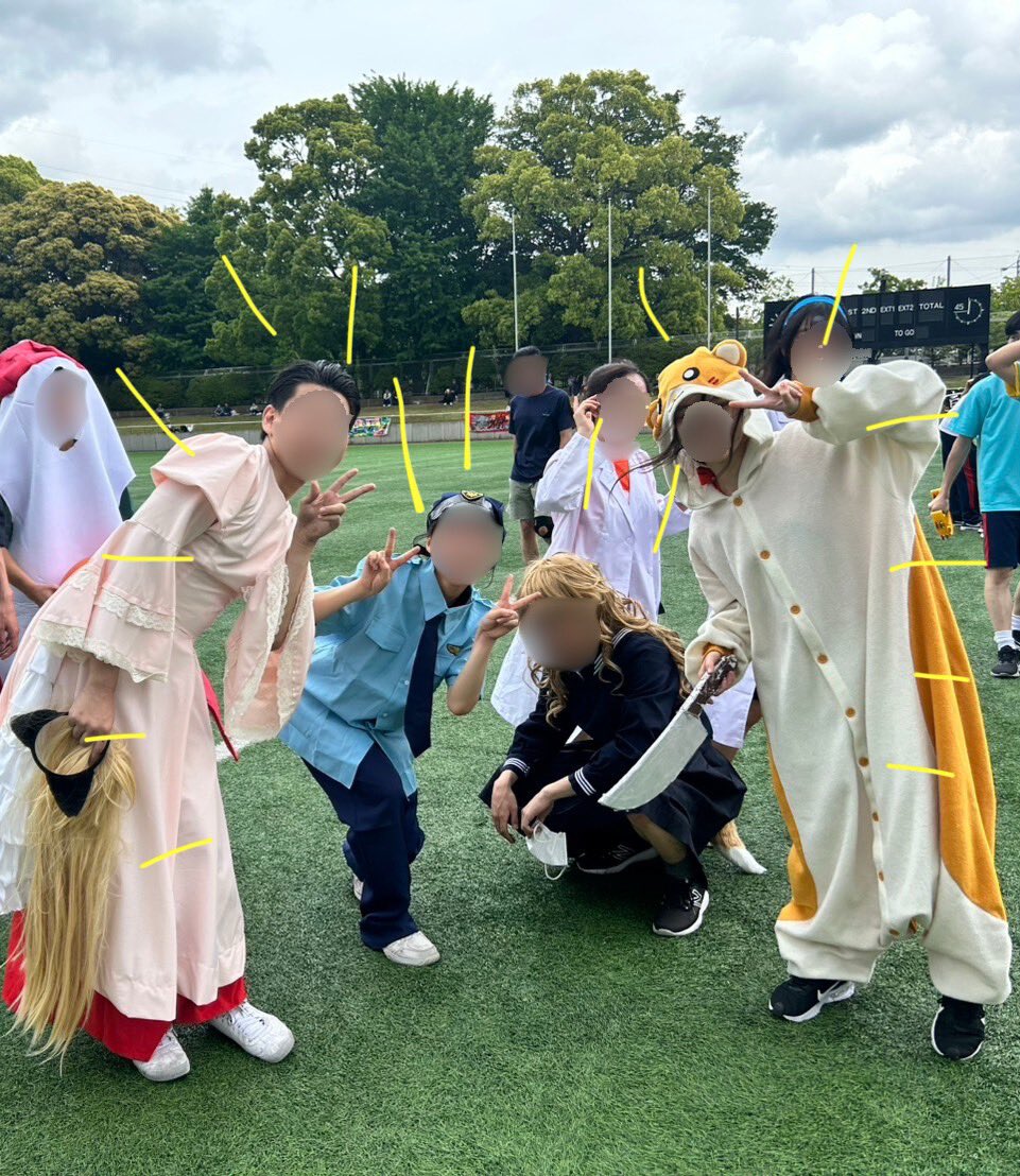 本日は体育祭でした！！
我ら演劇部は部活対抗リレーに出場！
各々コスプレをして楽しく走りました🏃‍♀️