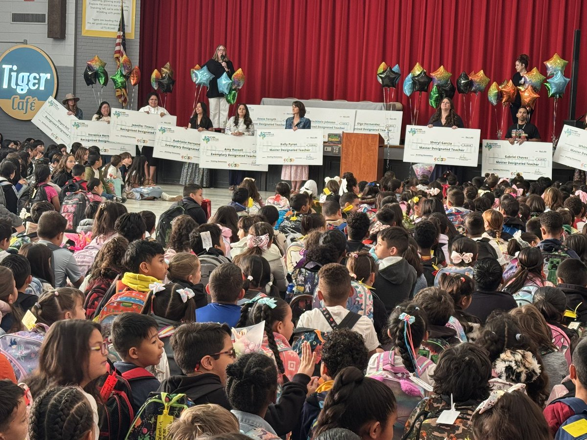 🐯Congratulations to all of our awesome Tiger Teachers that received TIA checks this morning! We’re so proud of you! 🐯💛💚