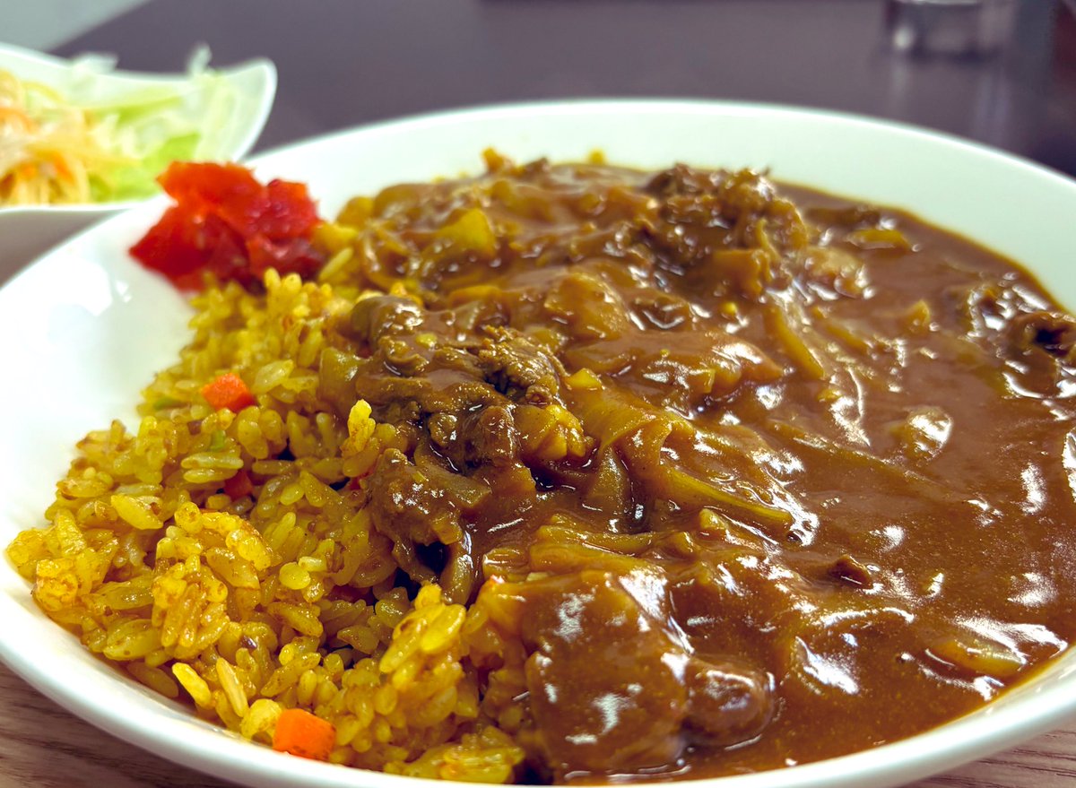 623gk2's tweet photo. ٩(˙▿︎˙)۶
喫茶店のカレーの巻
#ドライカレーにカレートッピング
#名もなきカレーの物語 https://t.co/iLQhcs9wZ5