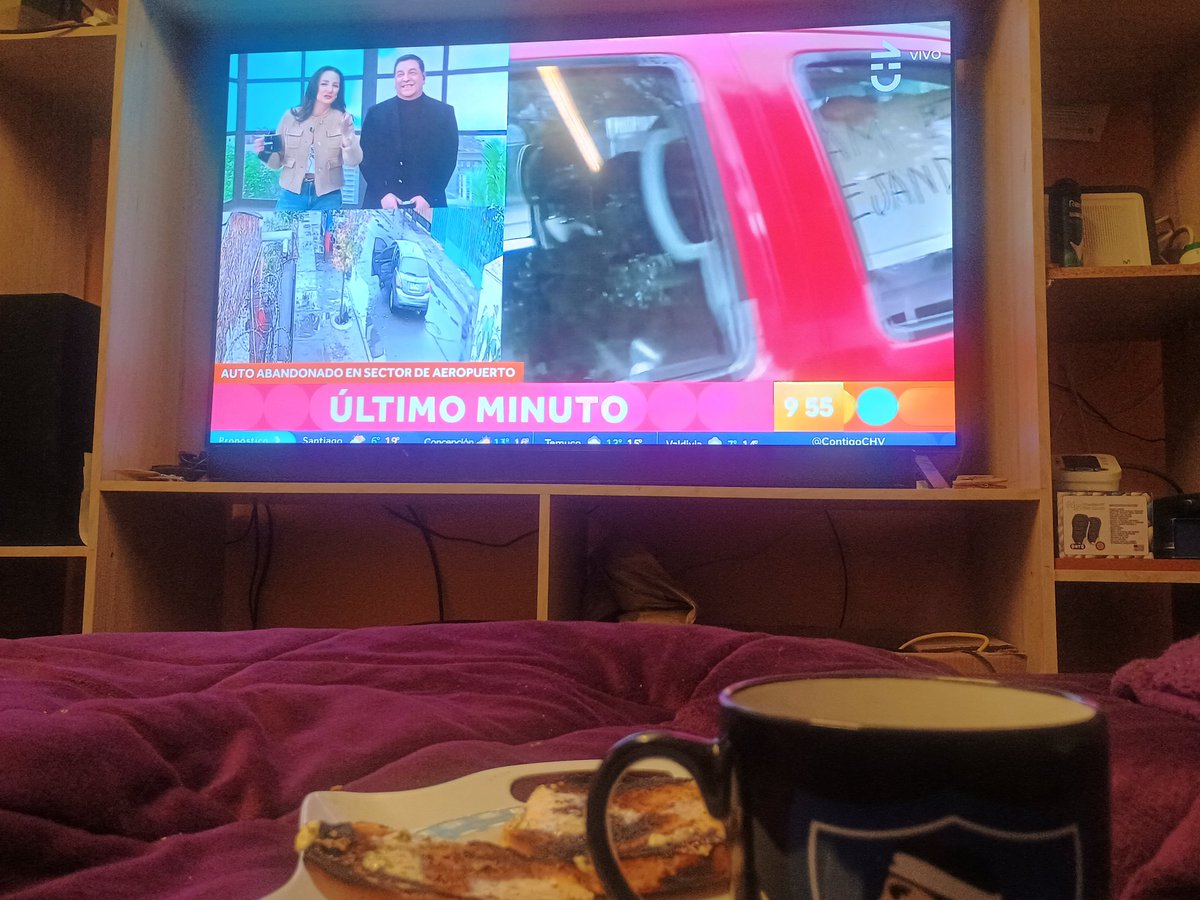 Desayunando con #ContigoCHV esperando la copucha 😱😱😱😱team Alejandro