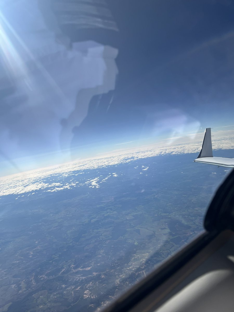 Happy Friday everyone! 

Good views from the skies yesterday 🙌🏻