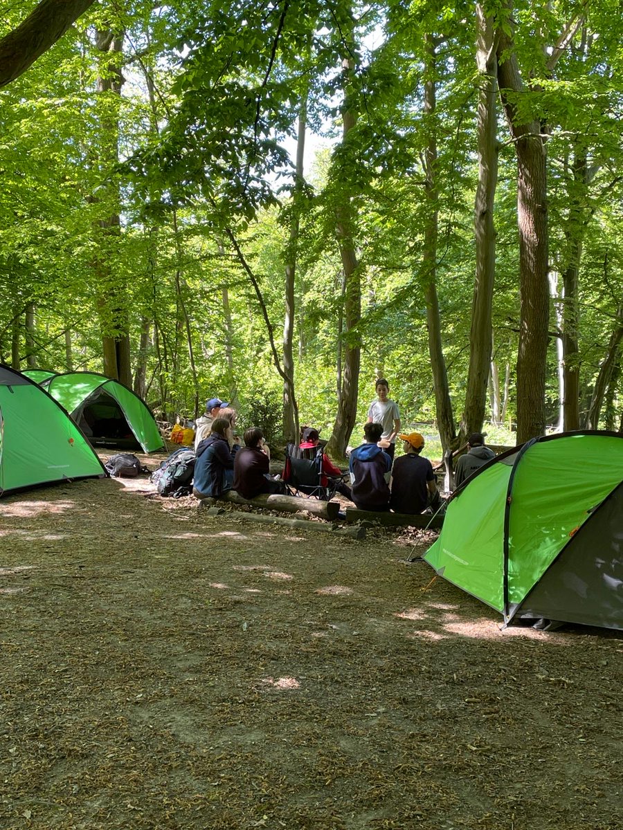 Mayflower_High's tweet photo. Yr9 Bronze D of E students are settling into camp. 

#bronzeDofE https://t.co/qcNpEp2sJg
