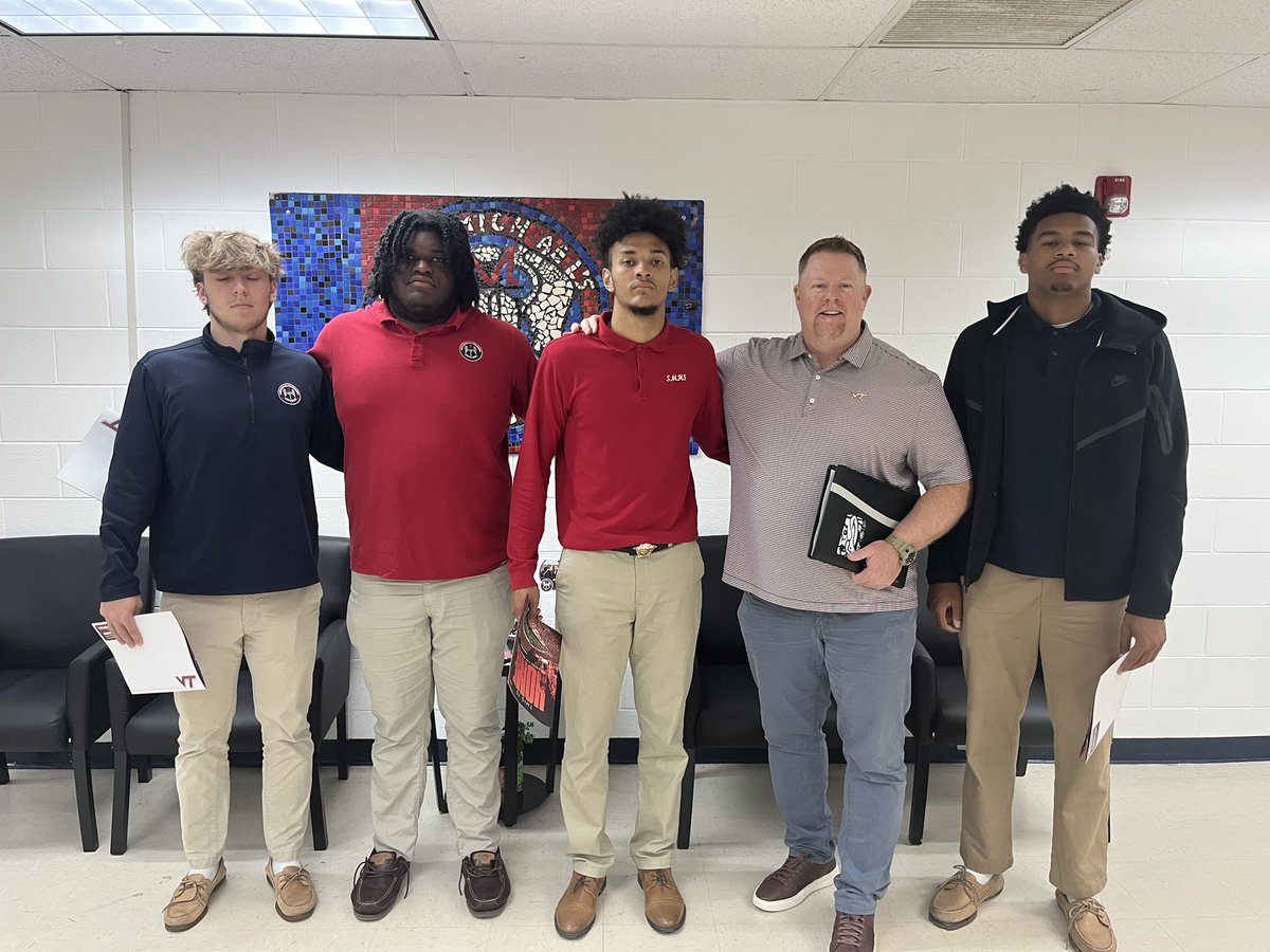 Saint Michael Catholic Warrior Football (@warriorfbsmhs) on Twitter photo Thank you for spending time with our guys coach ๐ช๐ช We appreciate you. <a href="/CoachShawnQuinn/">Shawn Quinn</a> <a href="/WarriorCoachBr1/">@Warrior_Coach_Brown</a> <a href="/CoachNice_SMHS/">" DB WHISPERER " Demetrius Sanderlin - Lucas</a> <a href="/LatifPhilippe/">Latif(Jayce) Jean-philippe</a> <a href="/MawyerAustin/">Austin Mawyer</a> <a href="/C5a5m10/">cam Stanard</a> <a href="/DeionteJohnso13/">Deionte Johnson</a> <a href="/HokiesFB/">Virginia Tech Football</a> Thank you for spending time with our guys coach ๐ช๐ช We appreciate you. <a href="/CoachShawnQuinn/">Shawn Quinn</a> <a href="/WarriorCoachBr1/">@Warrior_Coach_Brown</a> <a href="/CoachNice_SMHS/">" DB WHISPERER " Demetrius Sanderlin - Lucas</a> <a href="/LatifPhilippe/">Latif(Jayce) Jean-philippe</a> <a href="/MawyerAustin/">Austin Mawyer</a> <a href="/C5a5m10/">cam Stanard</a> <a href="/DeionteJohnso13/">Deionte Johnson</a> <a href="/HokiesFB/">Virginia Tech Football</a>
