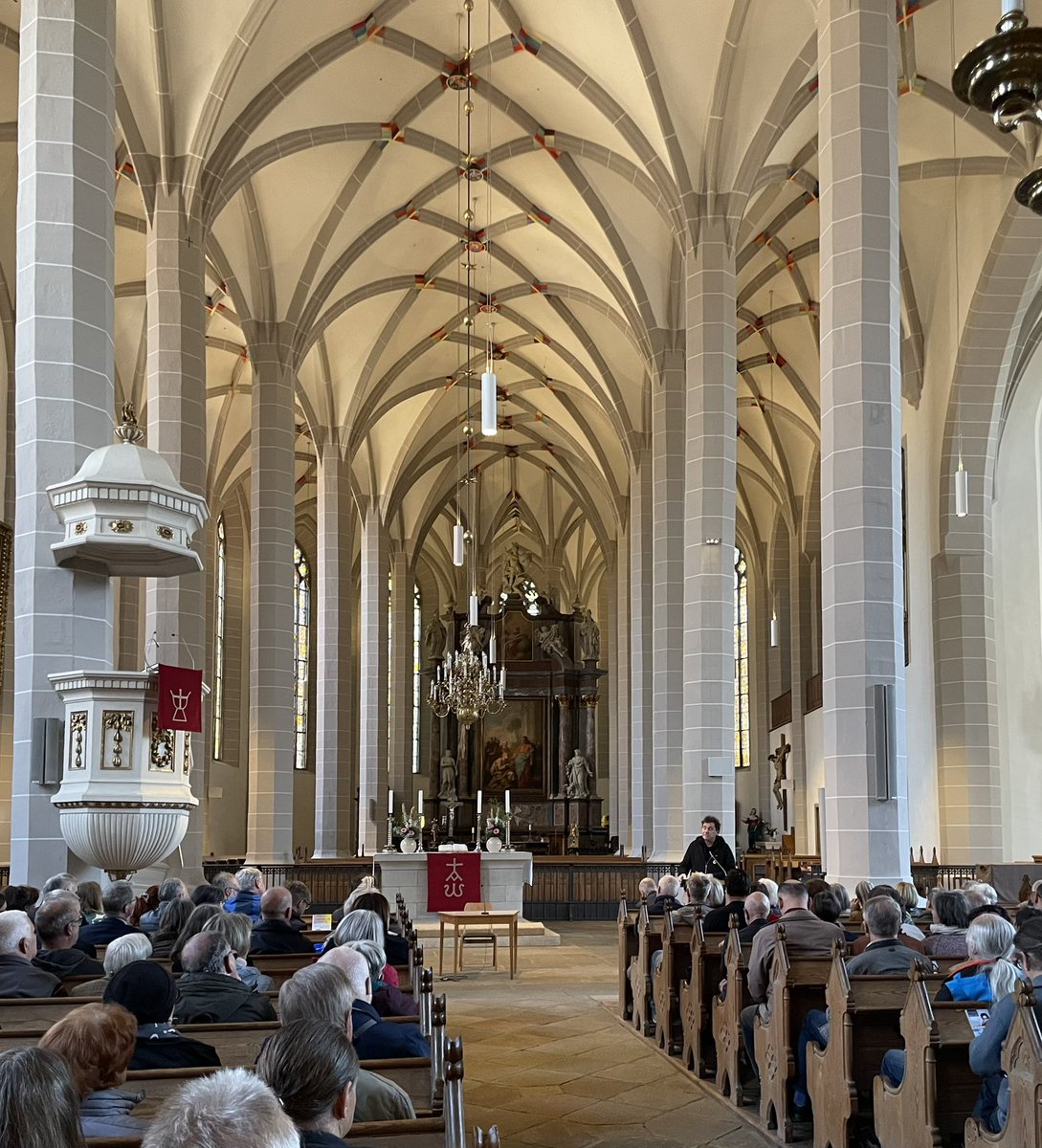 TorstenAbel (@torstenabel1) on Twitter photo Sehr großer Andrang im Dom von #Bautzen bei den #BautzenerReden mit <a href="/IlkoKowalczuk/">Ilko-Sascha Kowalczuk</a> und viel Applaus nach seinem Vortrag zum Thema Freiheit und Ostdeutschtümelei.
#Sachsen #DDR #NoAfD #Freiheitsschock Sehr großer Andrang im Dom von #Bautzen bei den #BautzenerReden mit <a href="/IlkoKowalczuk/">Ilko-Sascha Kowalczuk</a> und viel Applaus nach seinem Vortrag zum Thema Freiheit und Ostdeutschtümelei.
#Sachsen #DDR #NoAfD #Freiheitsschock