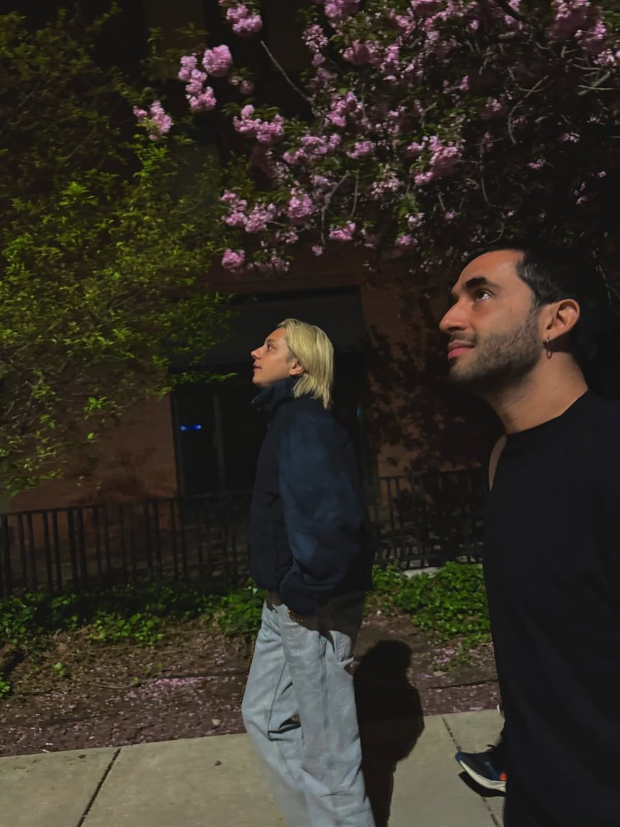 — Javier Burin compartiendo fotos del último tour a través Instagram