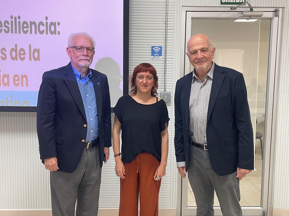 CIEPSPanama's tweet image. Esta semana se llevó a cabo el curso III del Programa de Especialización: La Política en la Era Digital.
Desde el CIEPS reafirmamos nuestro compromiso con la investigación y la formación académica, promoviendo espacios de aprendizaje para fortalecer la democracia.
El curso fue…