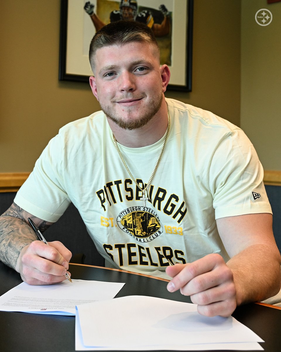 Pittsburgh Steelers (@steelers) on Twitter photo We have signed LB Jack Sawyer to a four-year contract. <a href="/BordasLaw/">Bordas & Bordas</a>
📝: bit.ly/3GIMaA3 We have signed LB Jack Sawyer to a four-year contract. <a href="/BordasLaw/">Bordas & Bordas</a>
📝: bit.ly/3GIMaA3