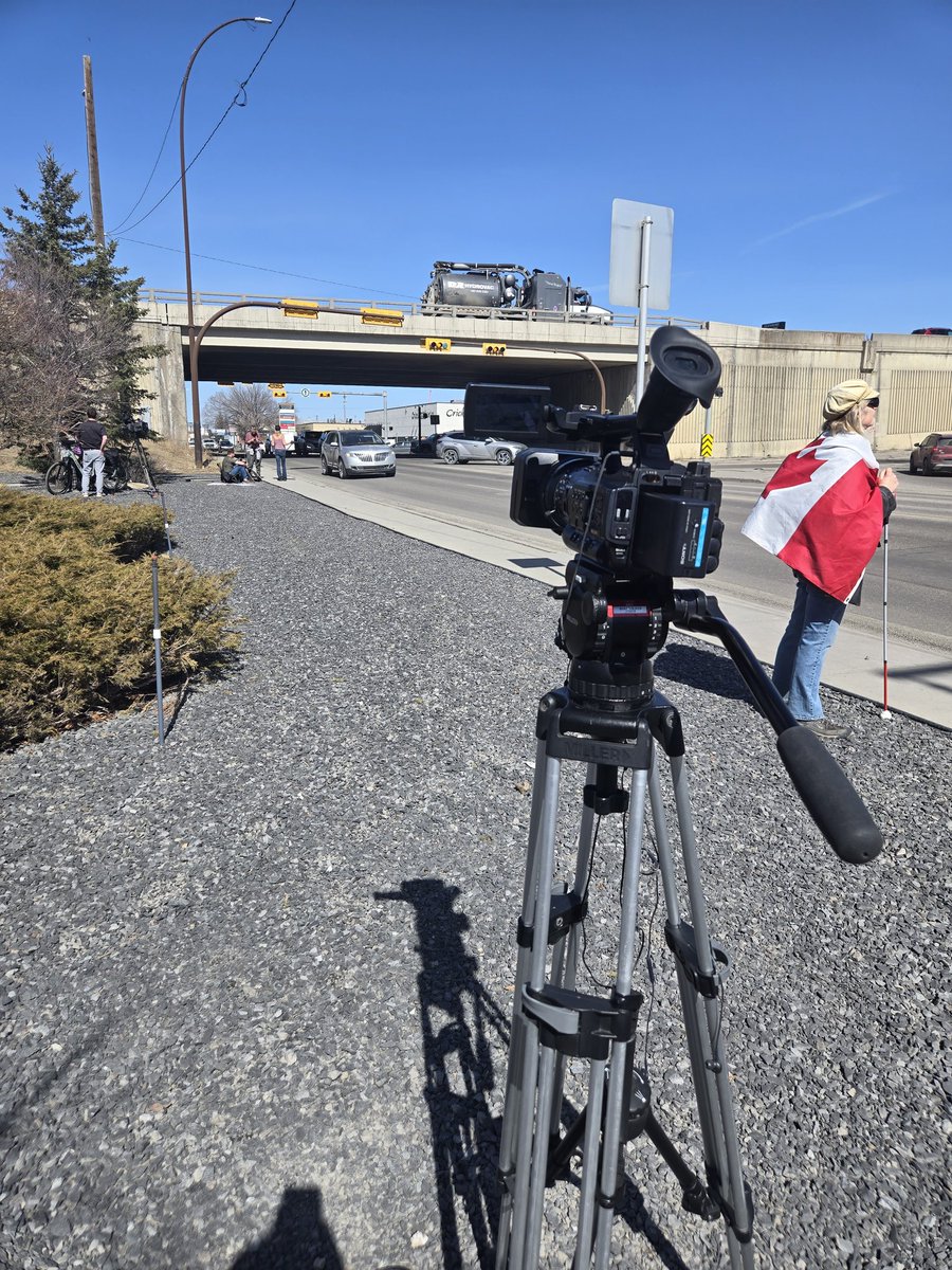 CGY_Anand's tweet photo. Two quick years @sait in the books! ๐ Graduation on June 18th! ๐
To all my instructors and friend's, thank you for all the support, kindness and dedication. Enjoy every moment of covering news/sports stories.
Stay tuned for my summer adventures!
#ThankYou #SAIT #RTBN https://t.co/60rM9dB726