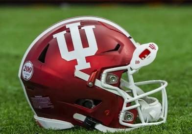 Camren “Camo” Hamiel (@camhamiel) on Twitter photo After a great conversation with @CoaOlaAdams I am blessed to receive my 34th D1 offer from <a href="/IndianaFootball/">Indiana Football</a>
<a href="/AZcoachHenri/">🕸️Coach Henri 🕸️</a> <a href="/DEdgeFootball/">Desert Edge Football</a> After a great conversation with @CoaOlaAdams I am blessed to receive my 34th D1 offer from <a href="/IndianaFootball/">Indiana Football</a>
<a href="/AZcoachHenri/">🕸️Coach Henri 🕸️</a> <a href="/DEdgeFootball/">Desert Edge Football</a>