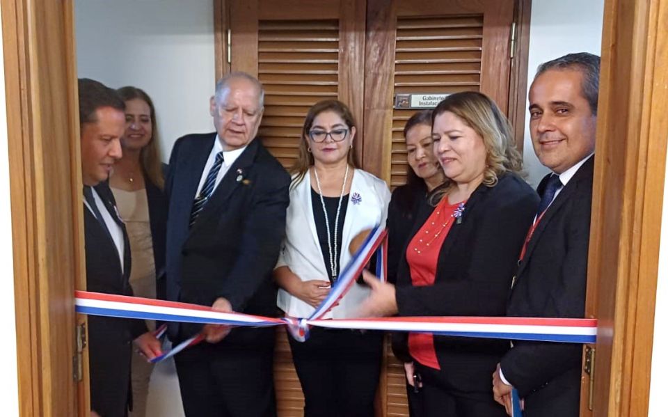 🔴Los Dres. Luis María Benítez Riera y Alberto Martínez Simón, ministros de la Corte Suprema de Justicia y superintendentes de la Circunscripción Judicial de Ñeembucú, realizaron un día de gobierno en la sede judicial de Pilar.⁣
⁣
📱⚖La agenda de las autoridades incluyó la