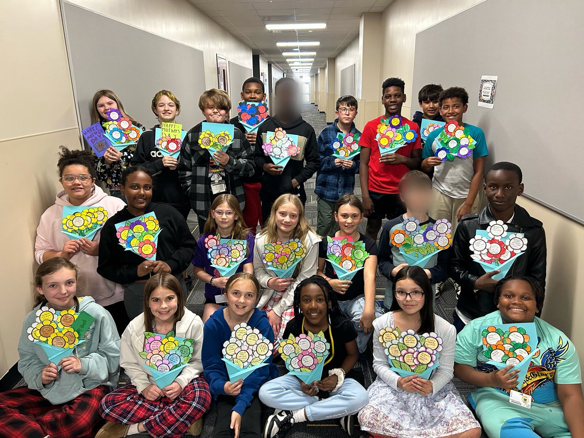 Wishing the mom’s of team Havrilla/Hamsley a lovely Mothers Day weekend💐🩷