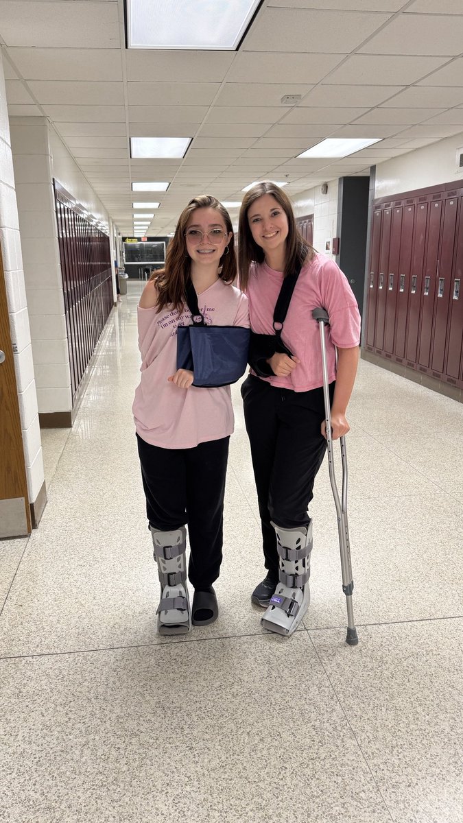 Having some fun here at West as the school year winds down. Today was Teacher 🔁 Student Dress Up Day!