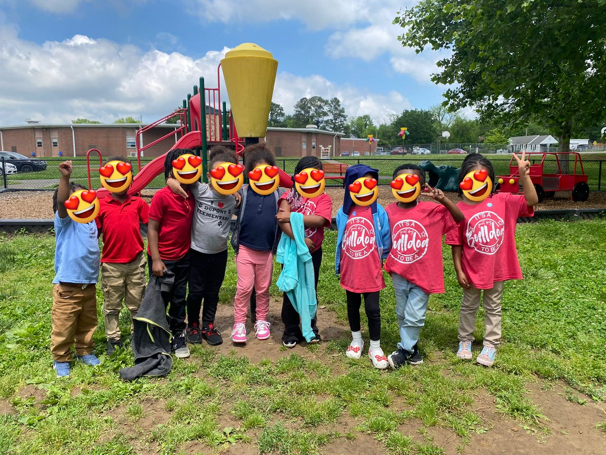 christenpointer's tweet image. Mrs. Zboch’s PreK class shouting and showing their love for DuPont in their DuPont gear! @MNPS_kidshealth @DES_Bulldogs #MNPSWellnessWeek2025