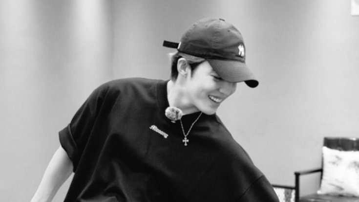 shujjifics's tweet photo. everything i do (i do it for you)
 — seungcheol as your church crush/mate

 you won't catch hezekiah going to church every sunday; but, when she saw jedidiah for the first time while being forced to come to church in return for a ramen, everything changed. https://t.co/YdDG41QHFJ