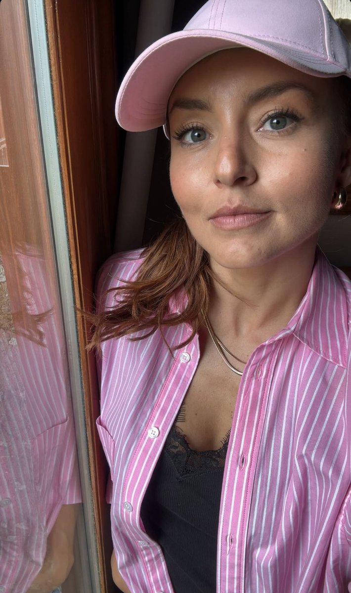 ANGELIQUE NO DA MÁS DE HERMOSA