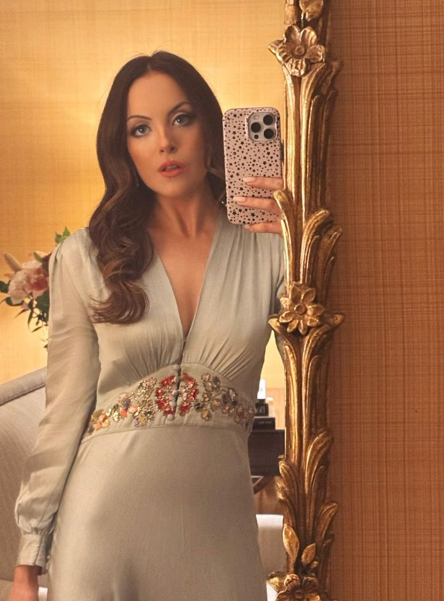 CloverTechCEO's tweet image. Power is sexy.