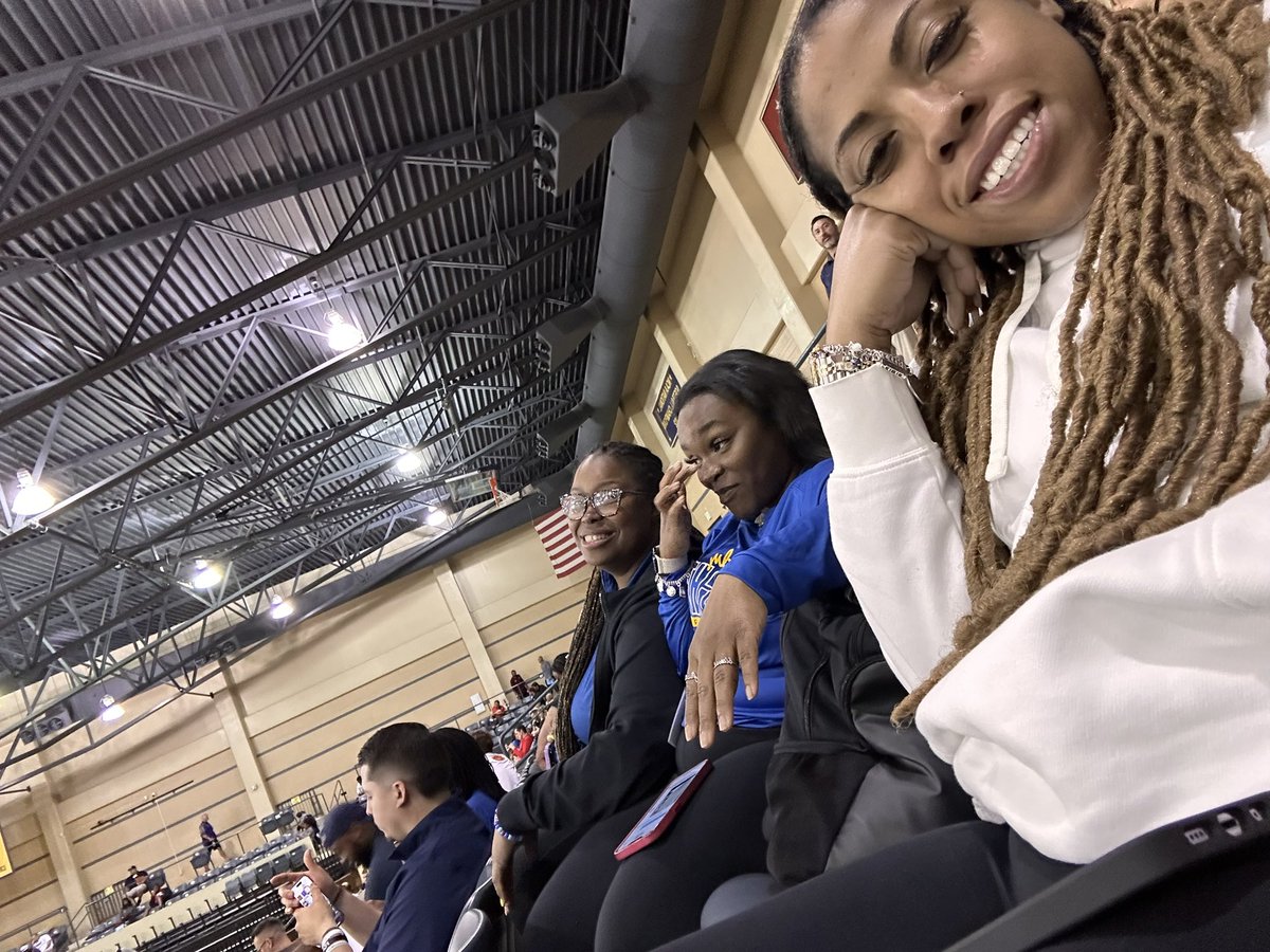Elkins Girls Basketball (@elkins_girls) on Twitter photo Always learning… TABC clinic.🏀#TABCHOOPS #swordsup⚔️ <a href="/djackson11SU/">DJackson</a> <a href="/FBISDAthletics/">Fort Bend ISD Athletics</a> <a href="/EHS_Knightswire/">Elkins High School</a> Always learning… TABC clinic.🏀#TABCHOOPS #swordsup⚔️ <a href="/djackson11SU/">DJackson</a> <a href="/FBISDAthletics/">Fort Bend ISD Athletics</a> <a href="/EHS_Knightswire/">Elkins High School</a>