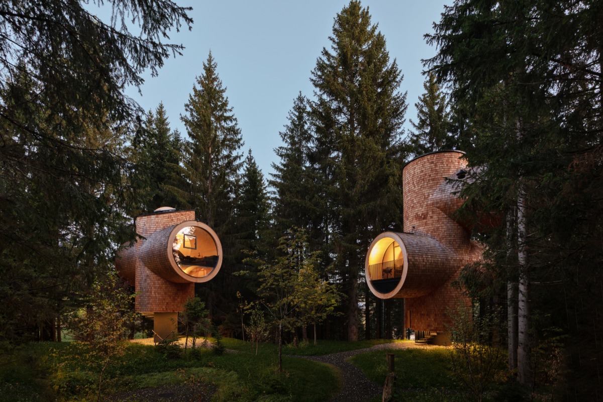 From climate-positive materials to local craftsmanship and circular construction, ArchIdea 71 is a must-read for anyone passionate about designing for people, planet, and place.
brnw.ch/21wSxCR

Photo by: Joseph Halligan | Steirereck/ Heinz Reitbauer | Tommaso Riva