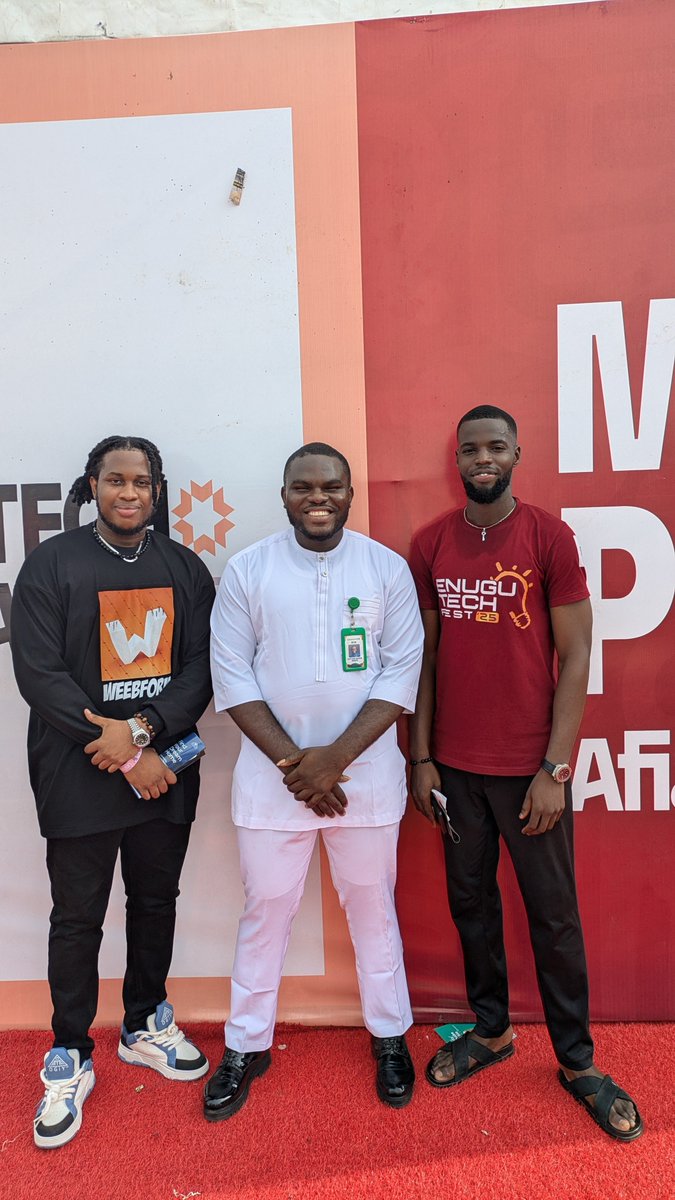 Attended the Enugu Tech Festival <a href="/Enugu_techfest/">Enugu Tech Festival (ETF)</a> today.

<a href="/Official_GIDA/">Ginakev Digital Academy (GIDA) ™</a> &amp; <a href="/BlockchainUNN/">BlockchainUNN</a> teams were onground too!!

Was a pretty chill experience connecting with friends <a href="/Harri_obi/">Harri</a> <a href="/somtozech/">sage mode</a> <a href="/SauceCodee/">Ifedili 👨🏽‍🍳</a> <a href="/OgubuikeAlex/">oziomachukwu</a> <a href="/Preshh0/">Precious</a> <a href="/theucheedeoga/">Uche Edeoga</a> and many more tech builders/founders
