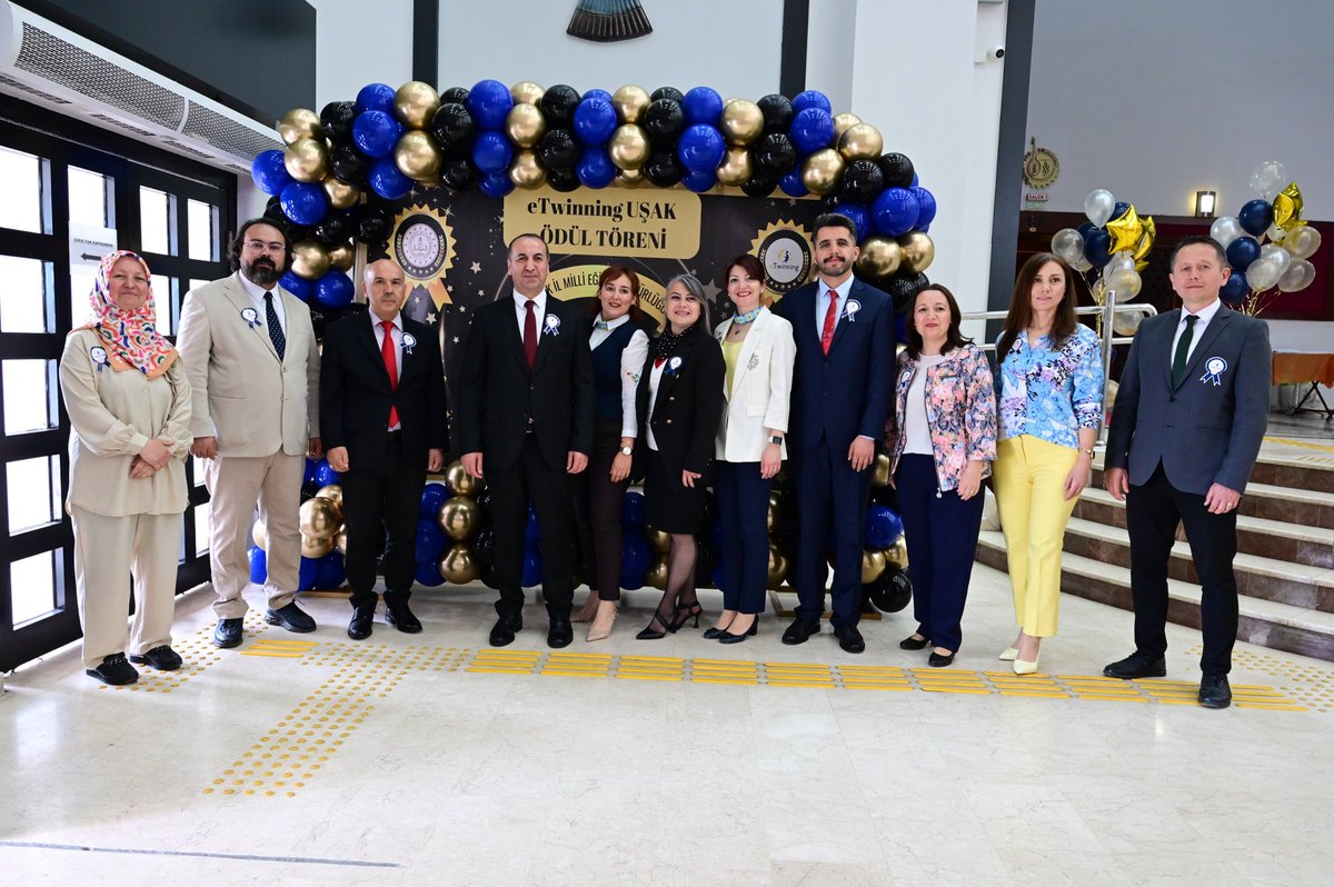 📸 Projeleriyle ödüle layık görülen tüm öğretmenlerimizi gönülden tebrik ediyor, başarılarının artarak devamını diliyoruz.