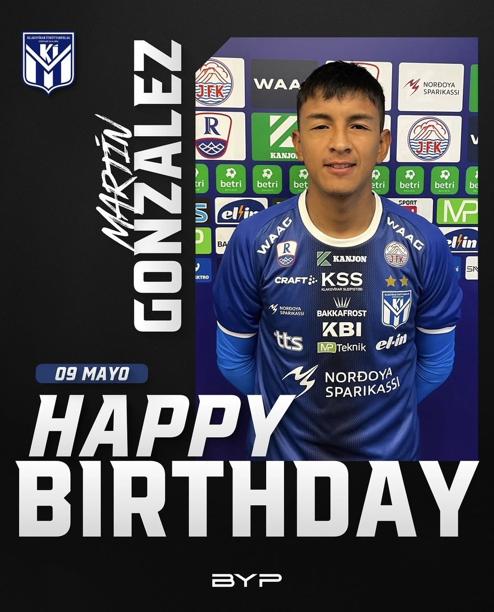 KI_Klaksvik's tweet photo. Happy birthday @Martinnng_24! 💙

📸: @Bypfutbol https://t.co/LlvciS8IZk